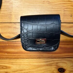 Black Croc-Embossed Women's Bag